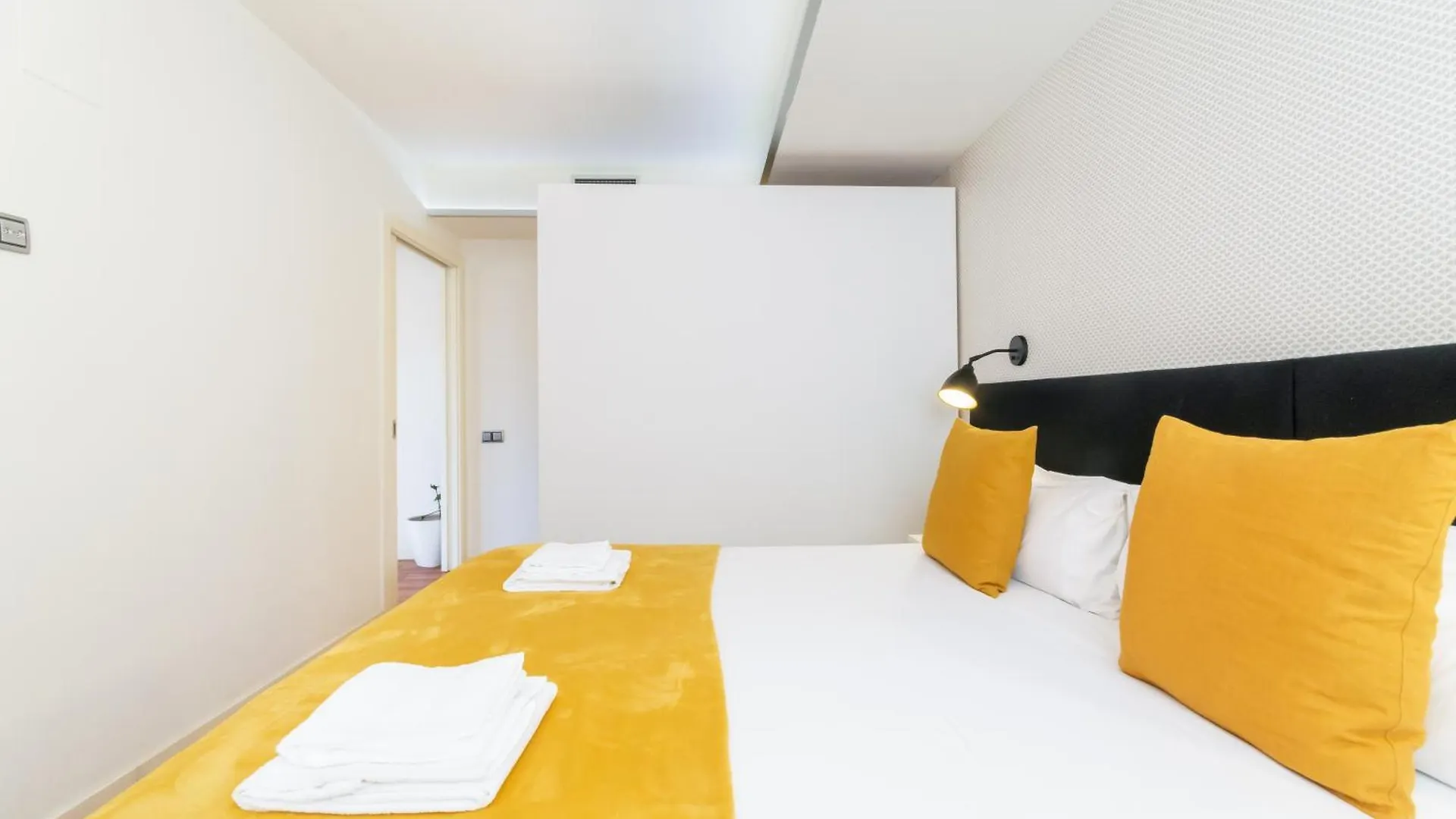 Unique Rentals - Placa Catalunya Central Apartments برشلونة