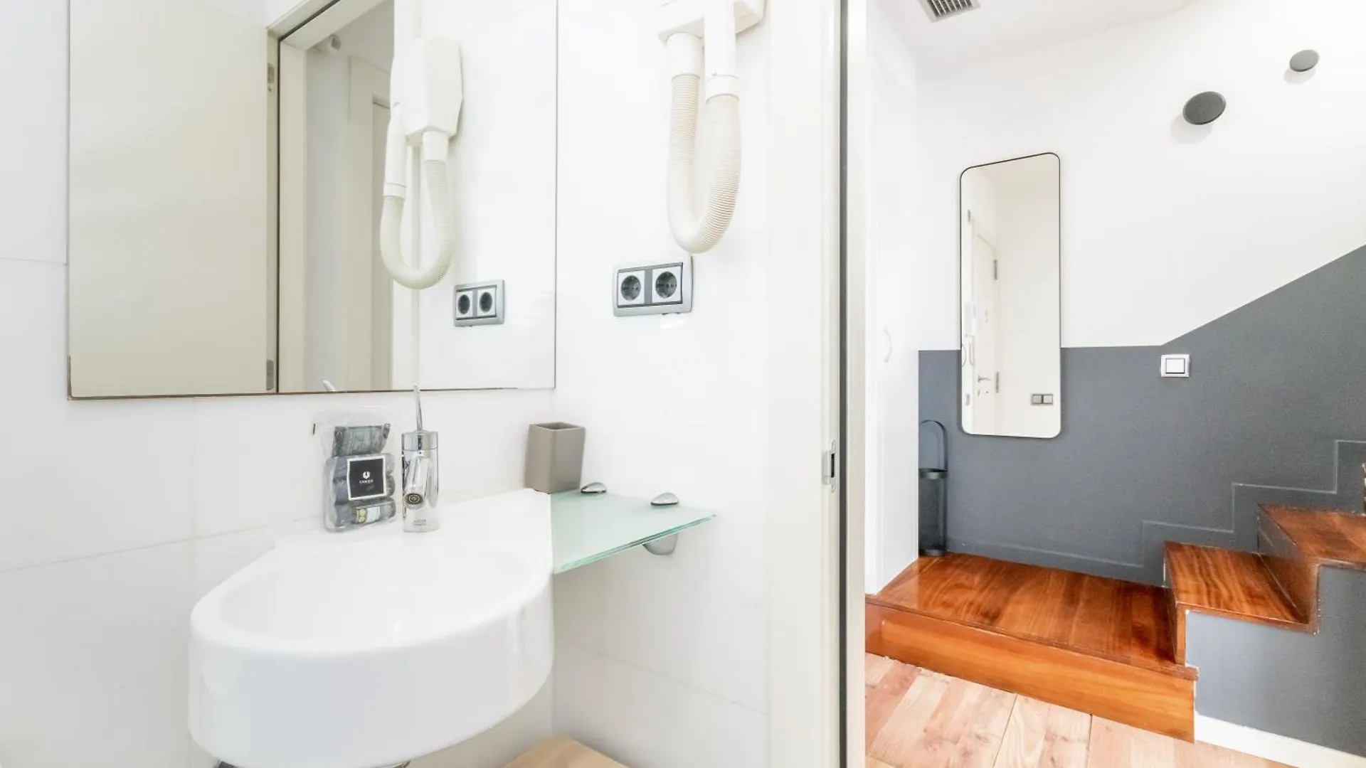 Unique Rentals - Placa Catalunya Central Apartments برشلونة