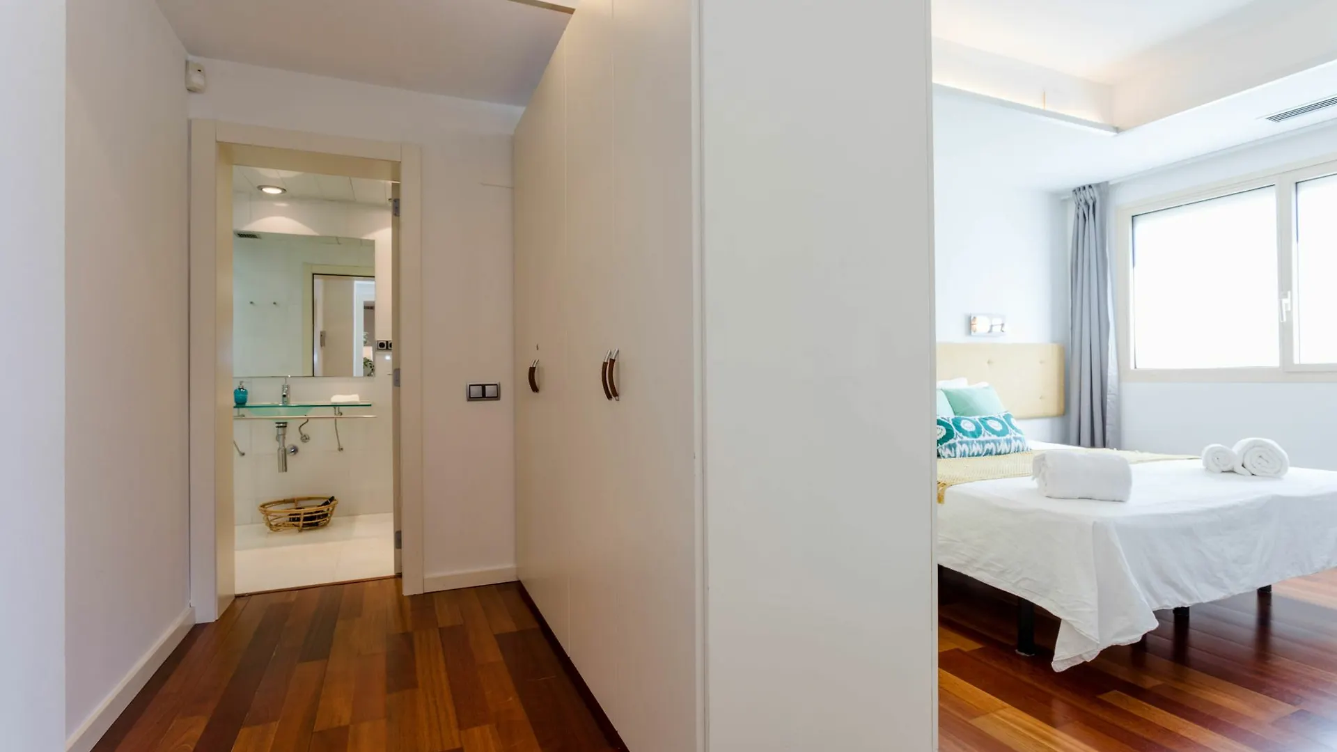 Unique Rentals - Placa Catalunya Central Apartments برشلونة
