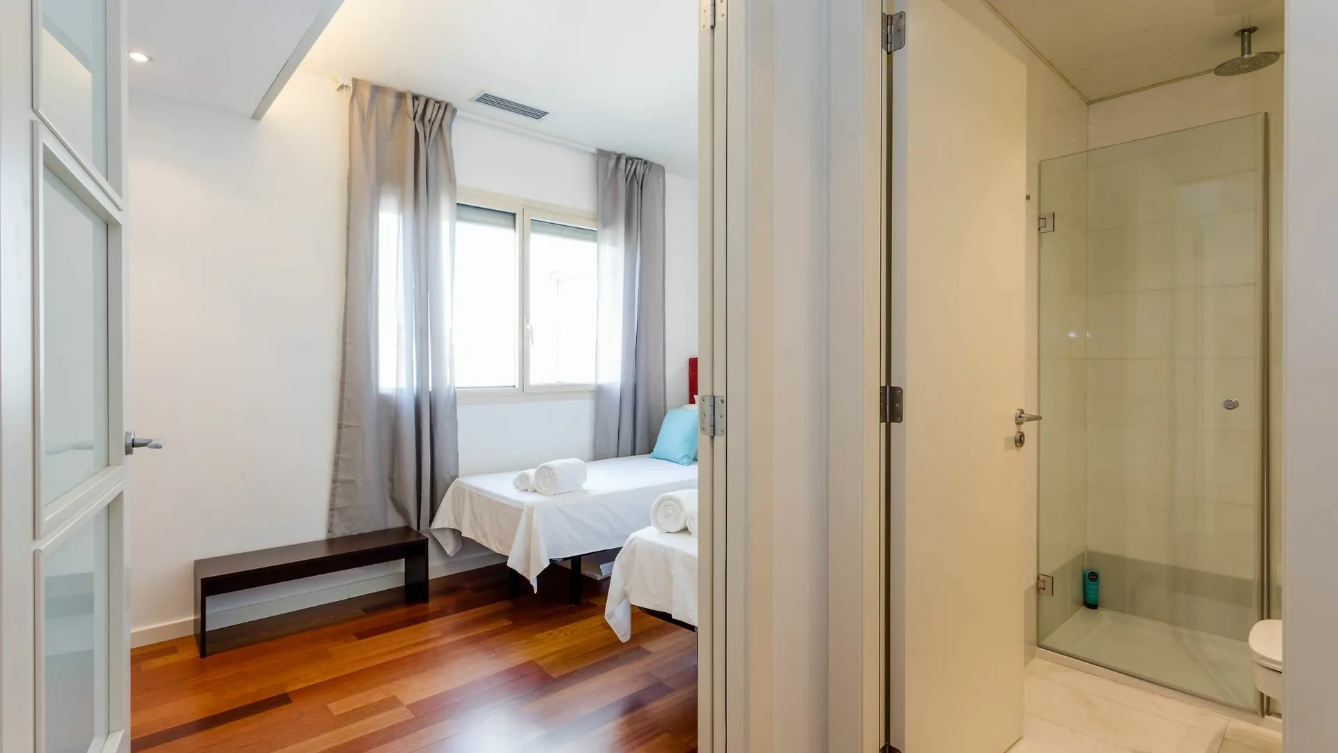 Unique Rentals - Placa Catalunya Central Apartments برشلونة